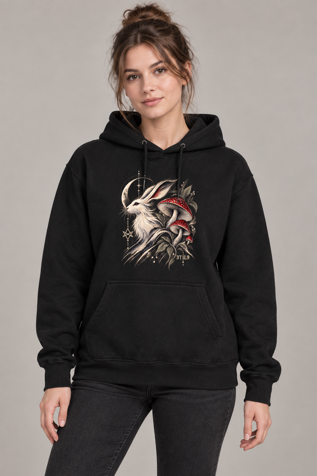 Shroom Bunny Hoodie - обновлённый принт на модели.